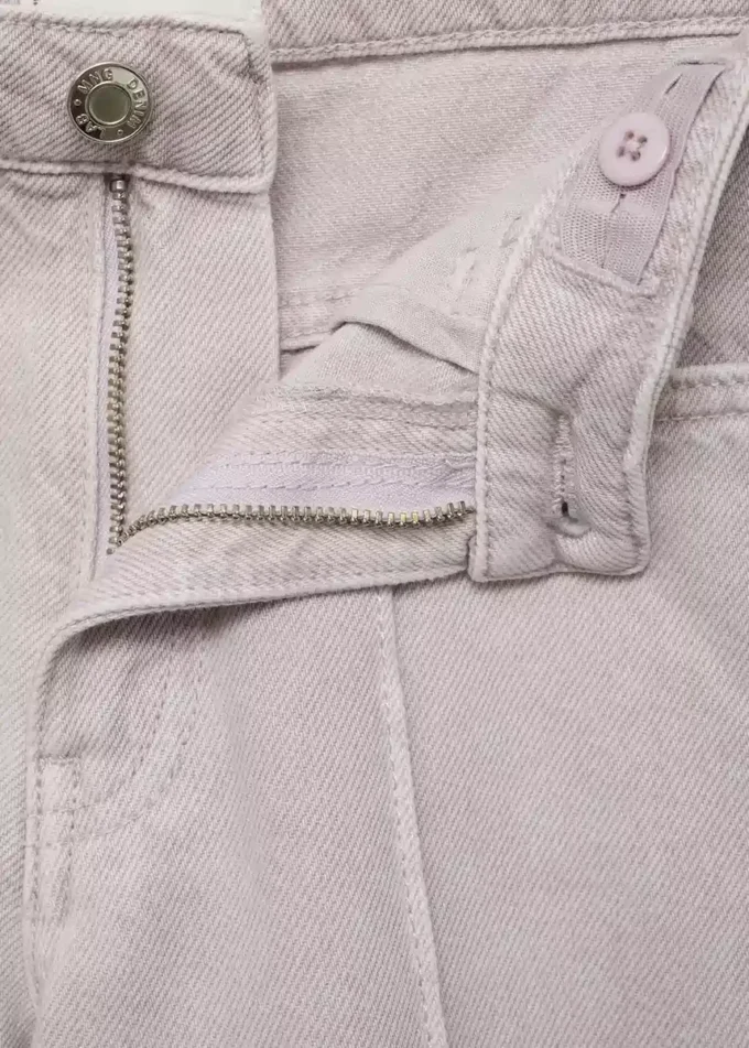 Jeans culotte con cuciture a vista