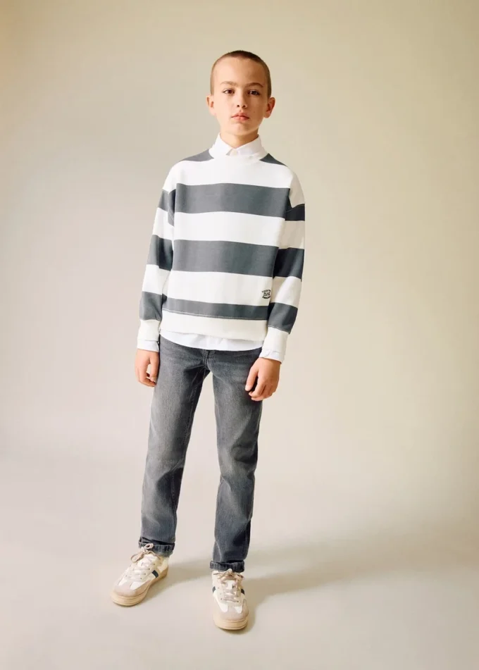 Jeans dalla vestibilità regolare Jeans dalla vestibilità regolare