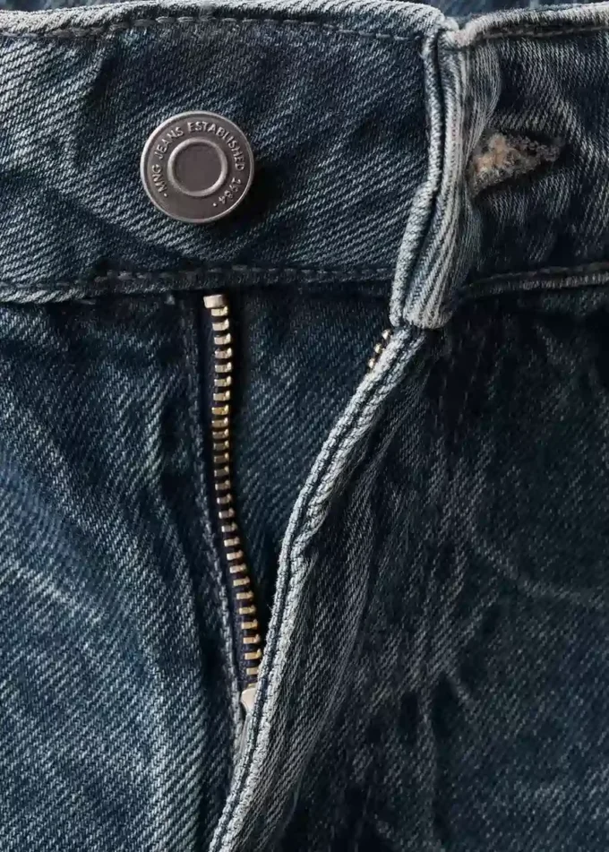 Jeans dritti a vita media Jeans dritti a vita media