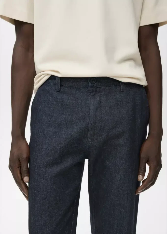 Jeans dritti dal lavaggio scuro Jeans dritti dal lavaggio scuro