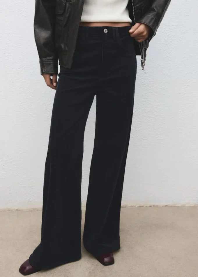 Jeans in velluto a coste a gamba larga