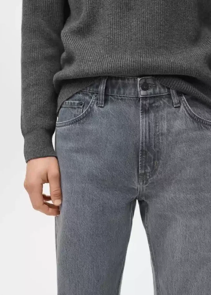 Jeans Moby a vestibilità dritta Jeans Moby a vestibilità dritta