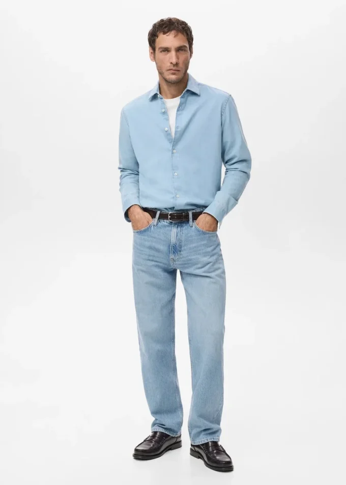 Jeans Moby a vestibilità dritta e lavaggio chiaro Jeans Moby a vestibilità dritta e lavaggio chiaro