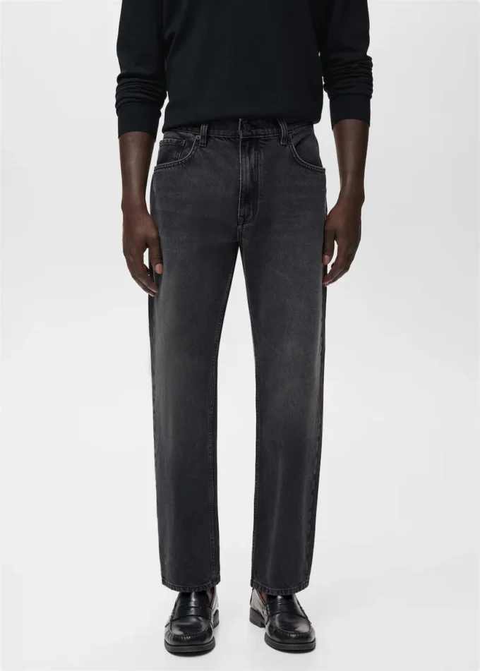 Jeans Moby a vestibilità dritta e lavaggio scuro Jeans Moby a vestibilità dritta e lavaggio scuro