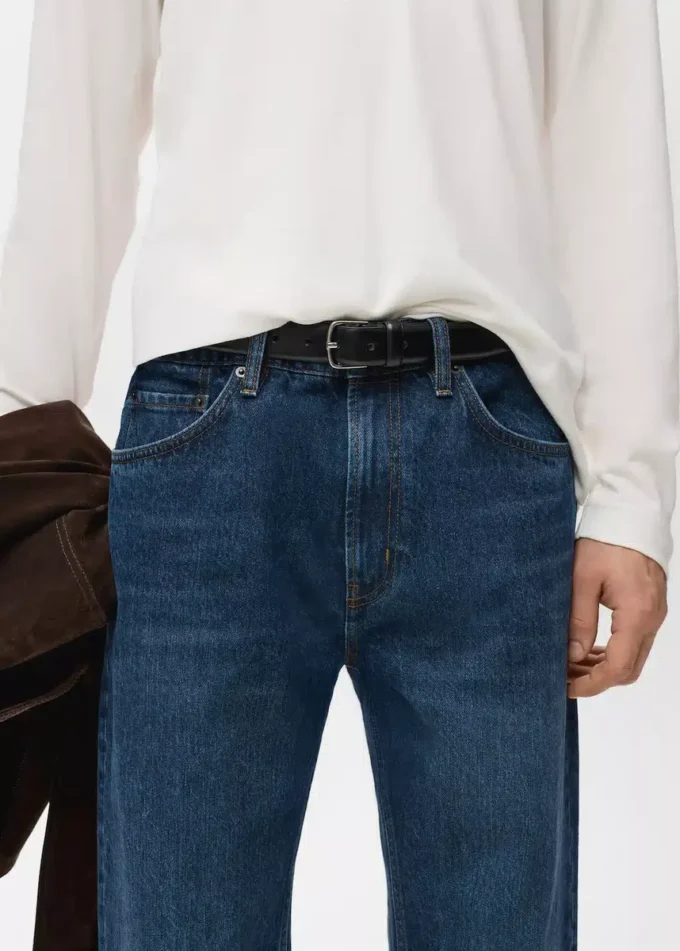 Jeans Moby a vestibilità dritta e lavaggio scuro Jeans Moby a vestibilità dritta e lavaggio scuro