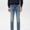 Jeans slim fit Jan con lavaggio scuro slavato Jeans slim fit Jan con lavaggio scuro slavato