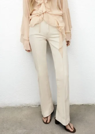 Jeans svasati a vita media