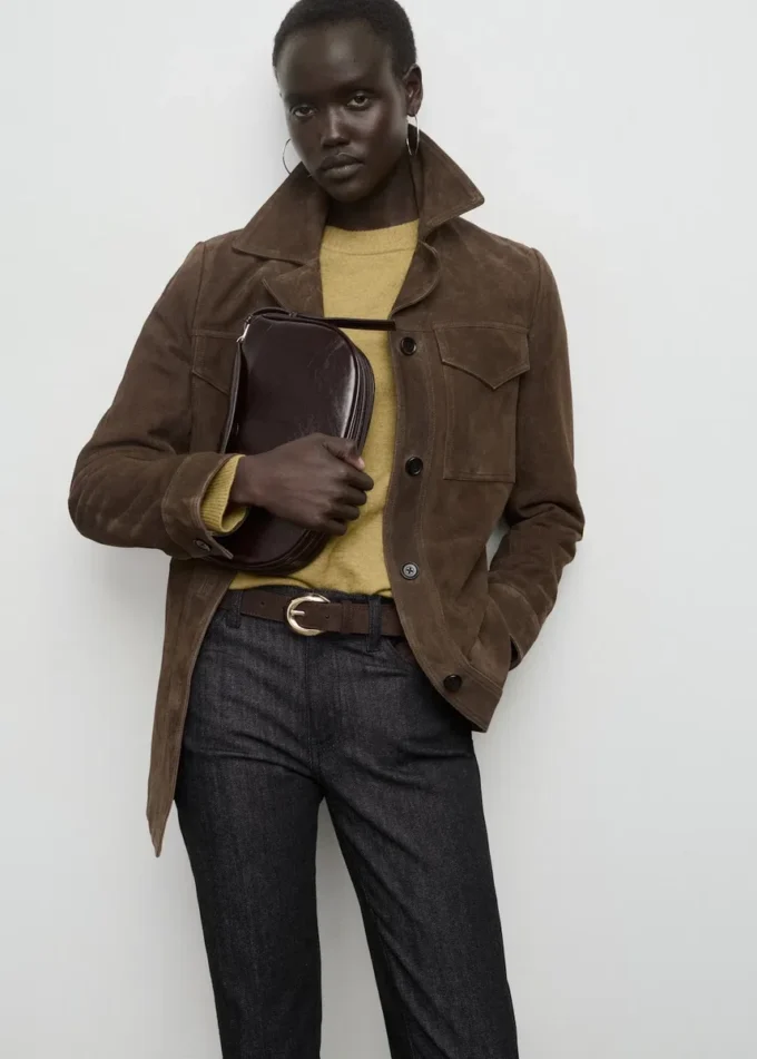 Jeans svasati a vita media Jeans svasati a vita media