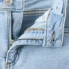 Jeans svasati con cuciture decorative Jeans svasati con cuciture decorative