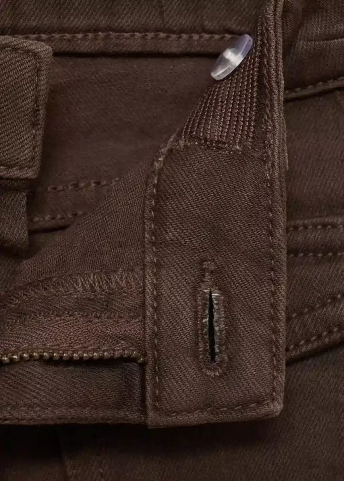 Jeans svasati con tasche Jeans svasati con tasche