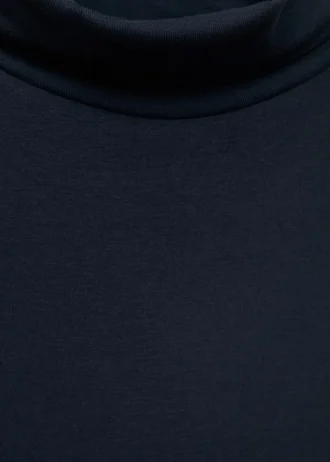 Maglia a collo alto con maniche lunghe