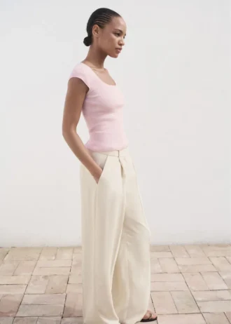 Maglia a costine a maniche corte