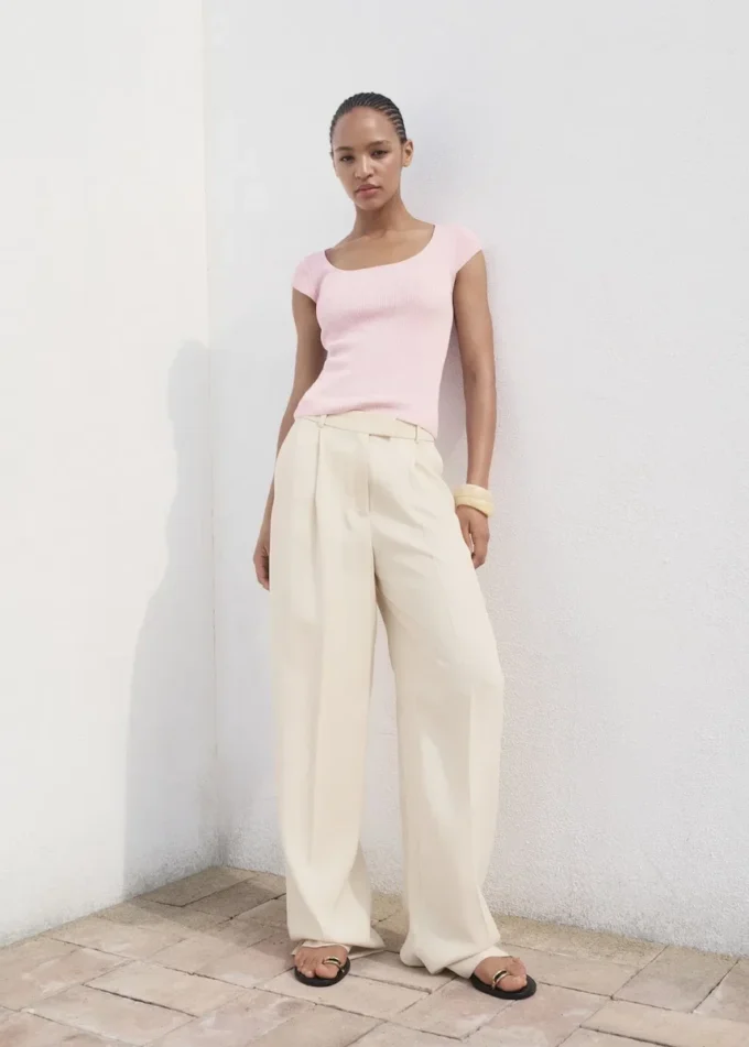 Maglia a costine a maniche corte Maglia a costine a maniche corte