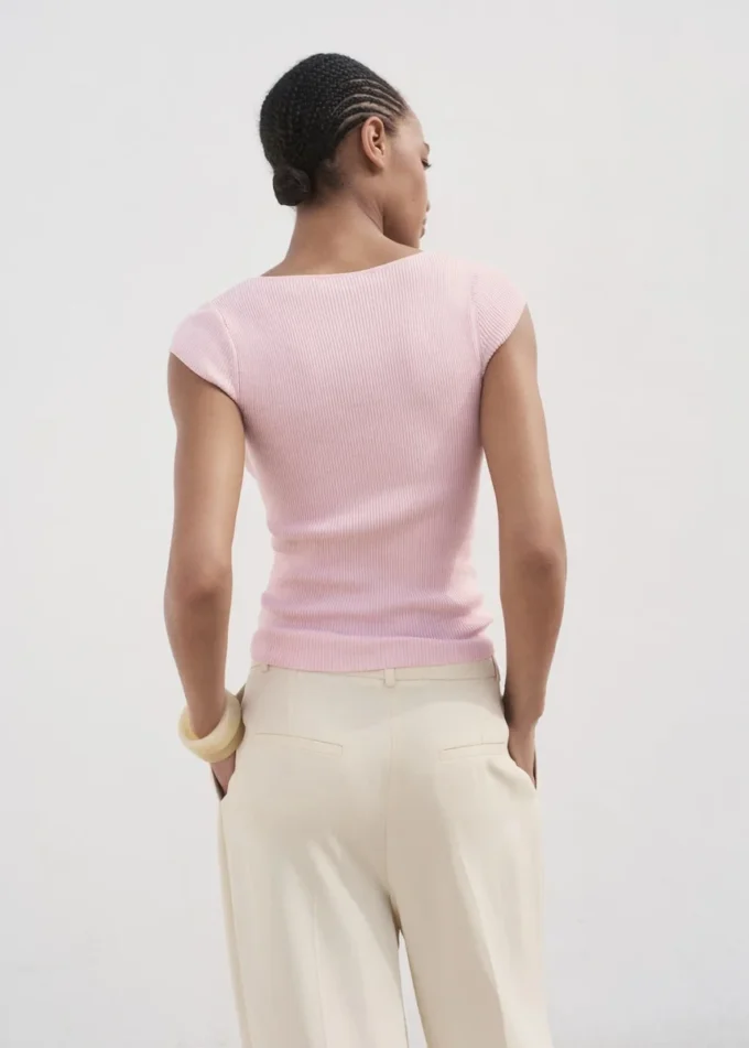 Maglia a costine a maniche corte Maglia a costine a maniche corte