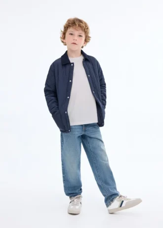 Maglietta con cuciture a vista