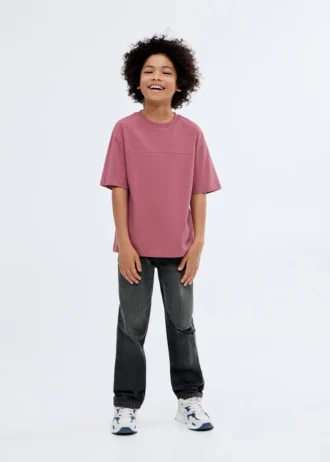 Maglietta con cuciture a vista