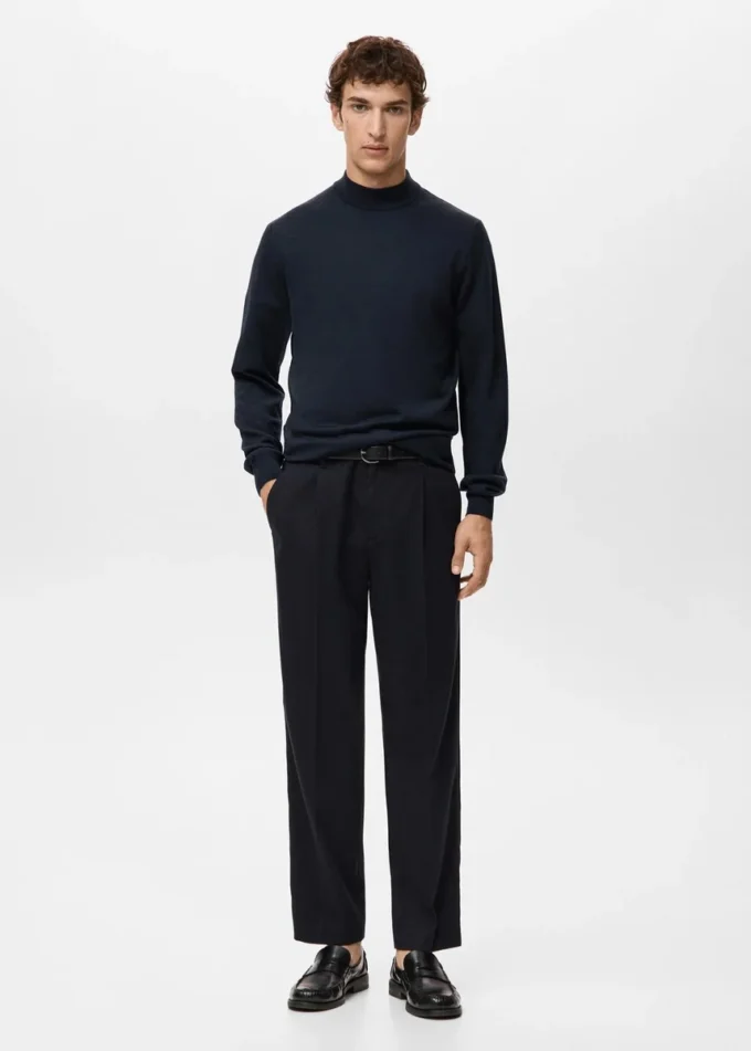 Maglione a collo alto 100% lana Maglione a collo alto 100% lana