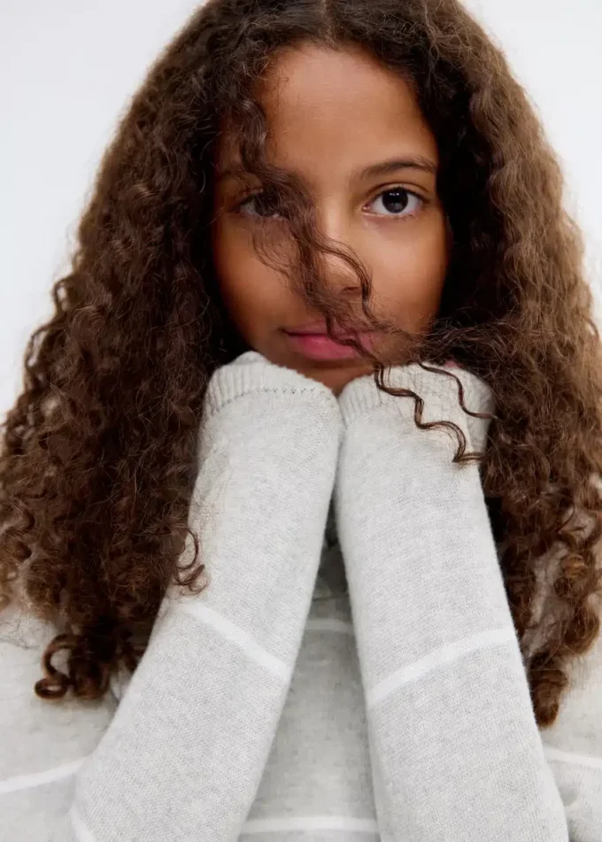 Maglione a collo alto a righe Maglione a collo alto a righe