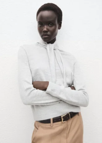 Maglione a collo alto con nodo