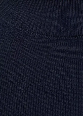 Maglione a collo alto in maglia