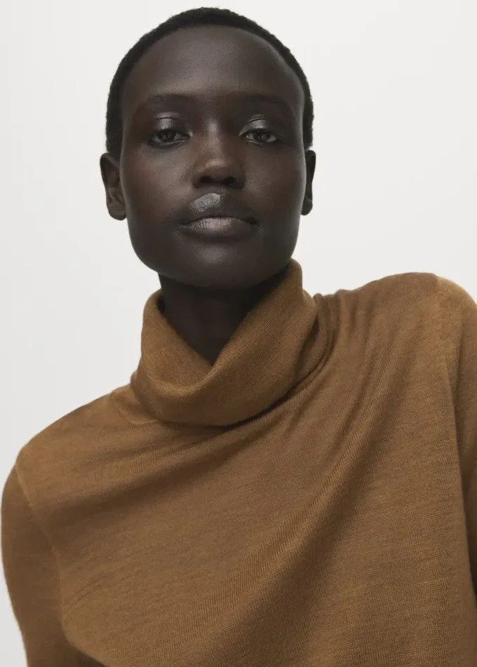 Maglione a collo alto in misto lana Maglione a collo alto in misto lana