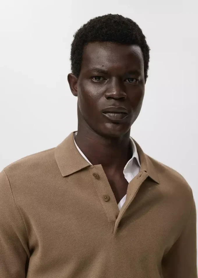 Maglione a collo alto lavorato a maglia Maglione a collo alto lavorato a maglia