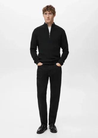 Maglione a coste con collo con zip