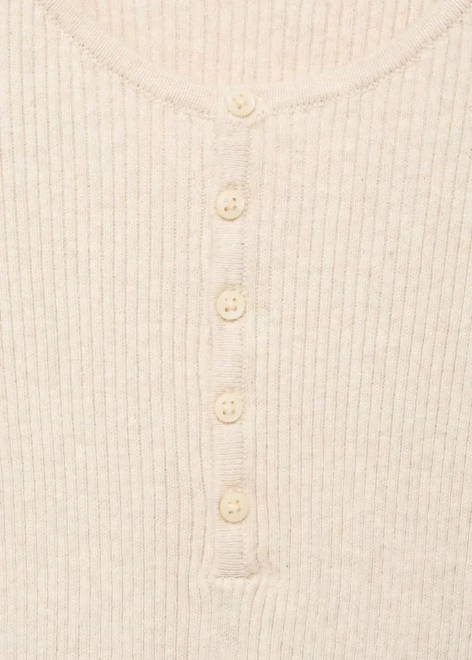Maglione a costine con bottoni Maglione a costine con bottoni