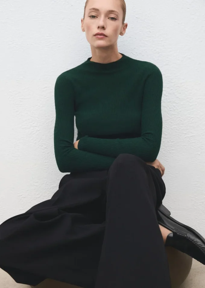 Maglione a costine con collo Perkins Maglione a costine con collo Perkins