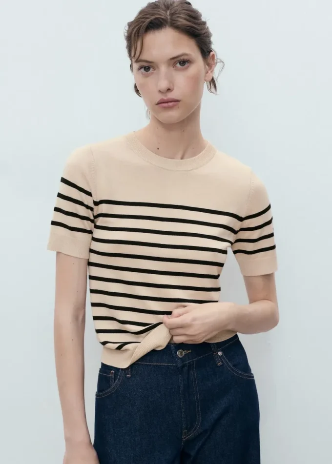 Maglione a maniche corte in maglia fine Maglione a maniche corte in maglia fine