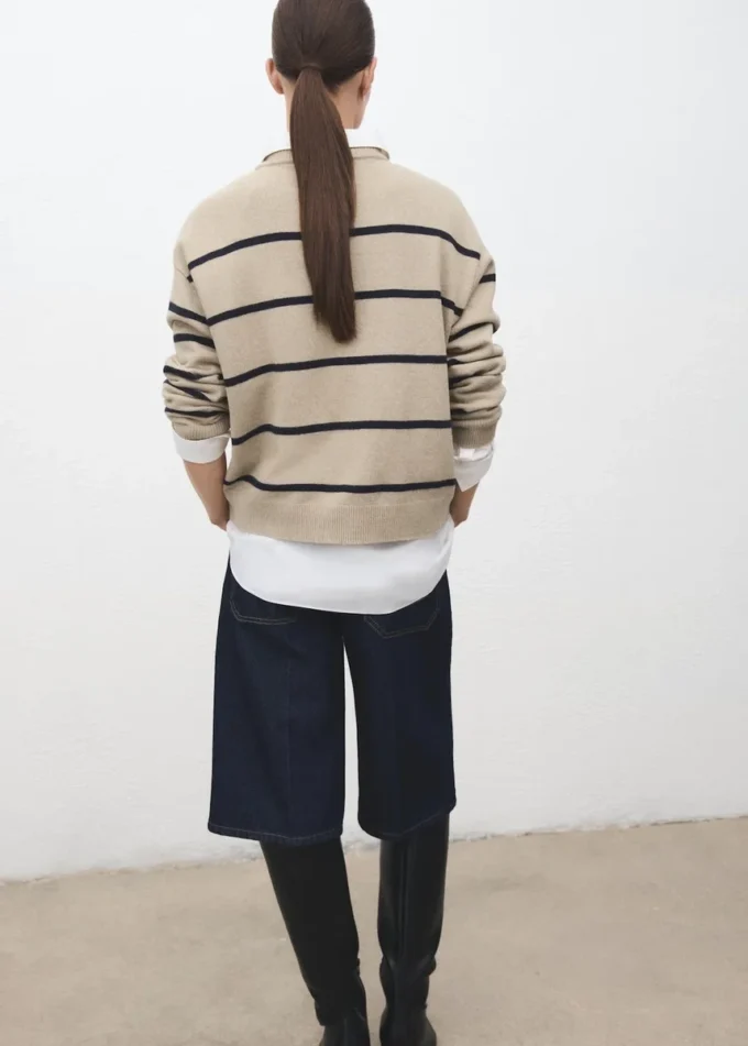 Maglione a righe in maglia Maglione a righe in maglia