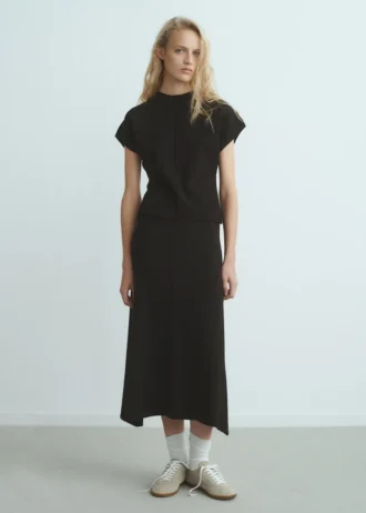 Maglione aderente in maglia fine