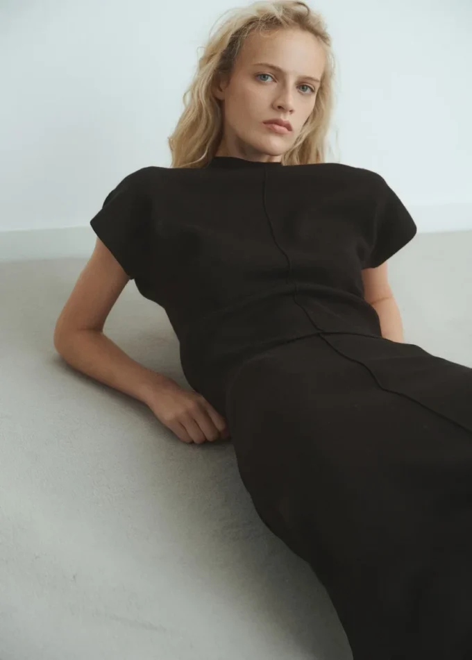 Maglione aderente in maglia fine Maglione aderente in maglia fine