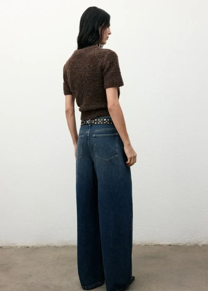 Maglione bouclé a maniche corte Maglione bouclé a maniche corte