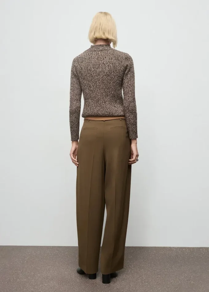 Maglione con collo alla coreana maculato Maglione con collo alla coreana maculato