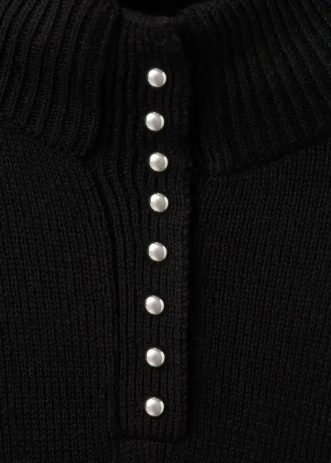 Maglione con collo alto e bottoni Maglione con collo alto e bottoni