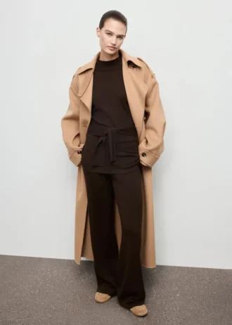 Maglione con dettaglio annodato