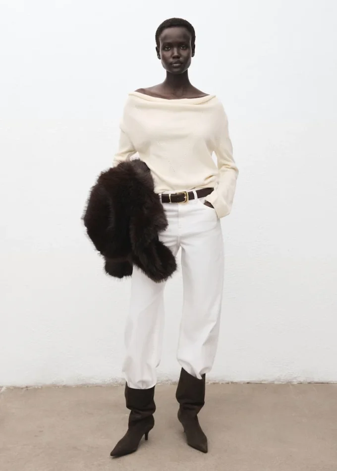 Maglione con scollo drappeggiato Maglione con scollo drappeggiato