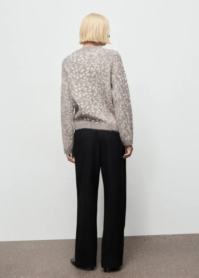 Maglione con stampa animalier Maglione con stampa animalier