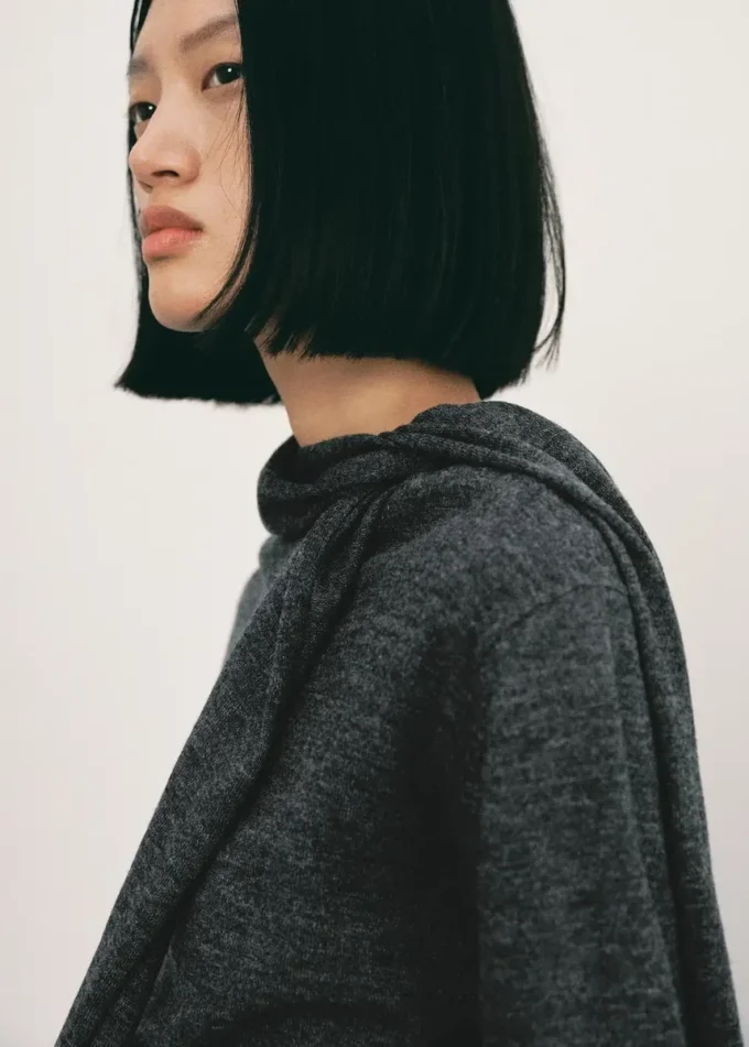 Maglione dal design combinato Maglione dal design combinato