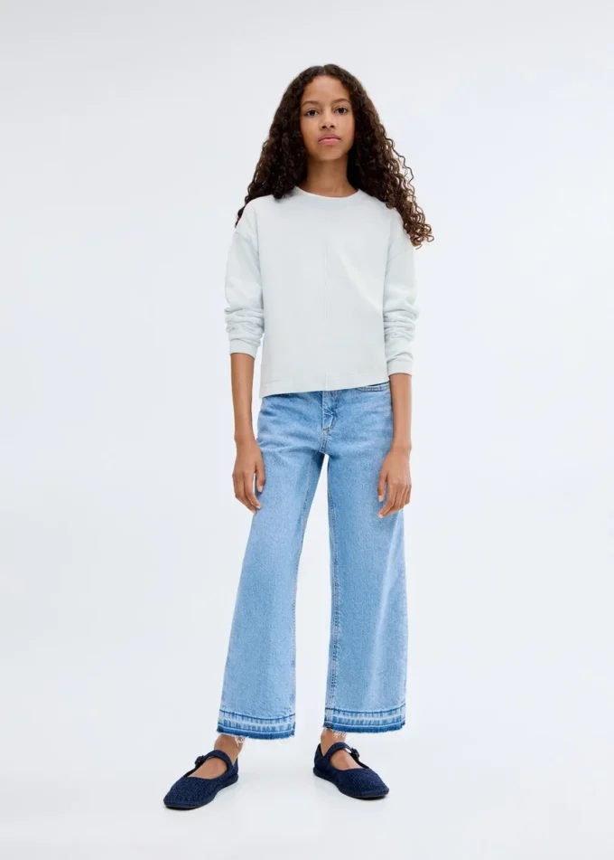 Maglione in cotone con cuciture decorative Maglione in cotone con cuciture decorative