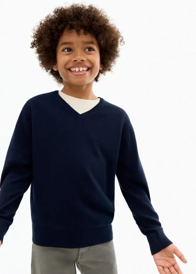 Maglione in cotone con scollo a V Maglione in cotone con scollo a V