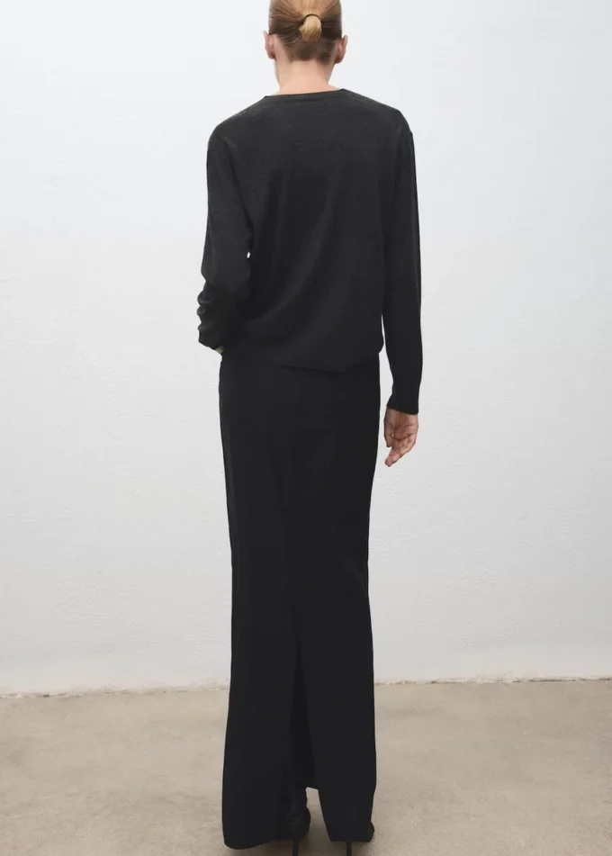 Maglione in maglia con scollo a V Maglione in maglia con scollo a V