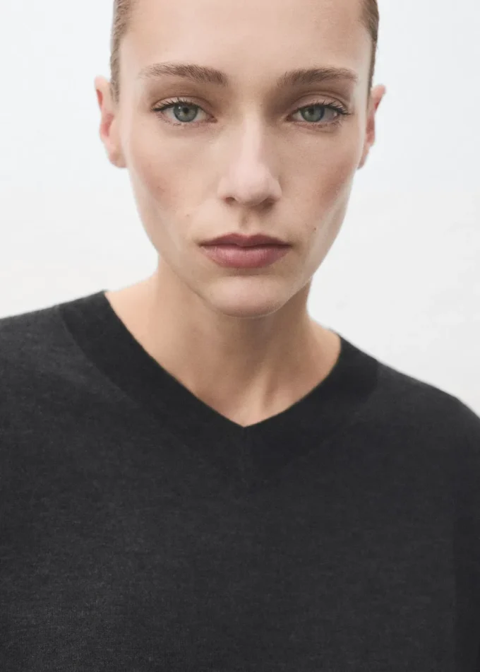 Maglione in maglia con scollo a V Maglione in maglia con scollo a V