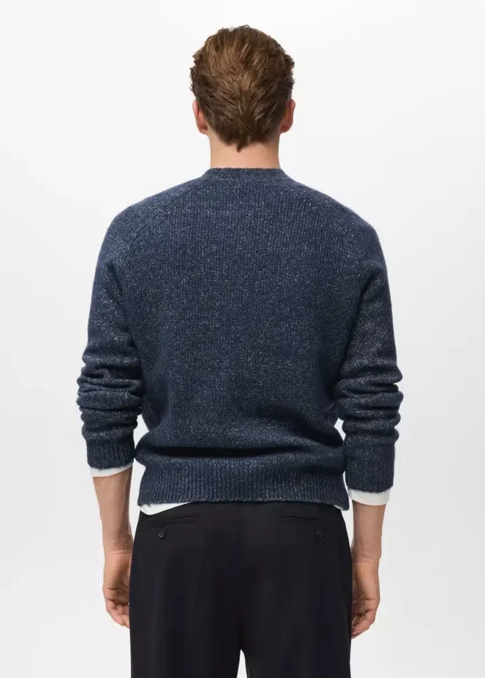 Maglione in misto lana a maglia fine Maglione in misto lana a maglia fine