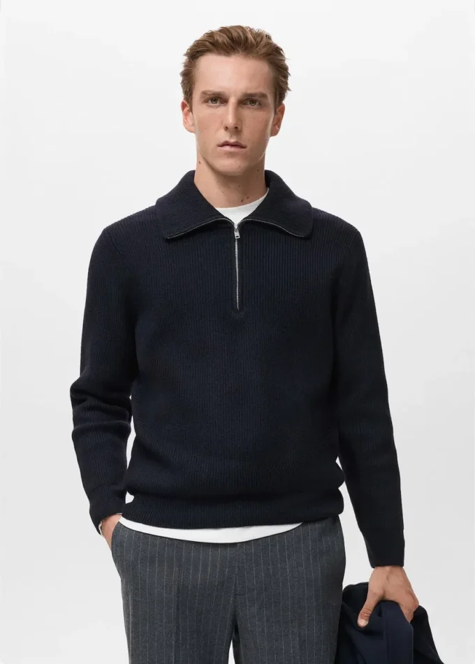 Maglione lavorato a maglia con collo con zip Maglione lavorato a maglia con collo con zip