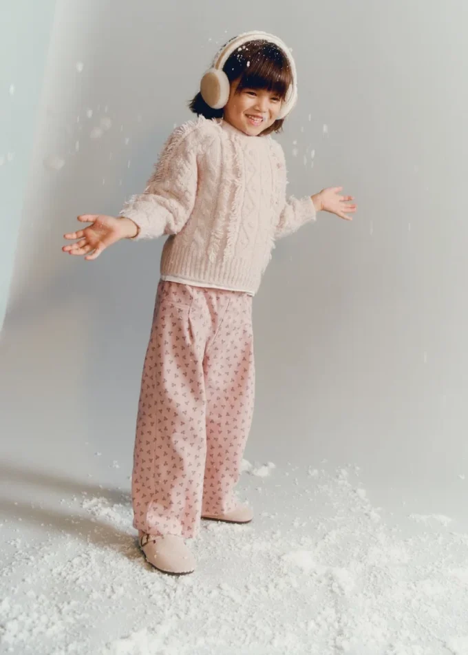 Maglione lavorato a treccia Maglione lavorato a treccia