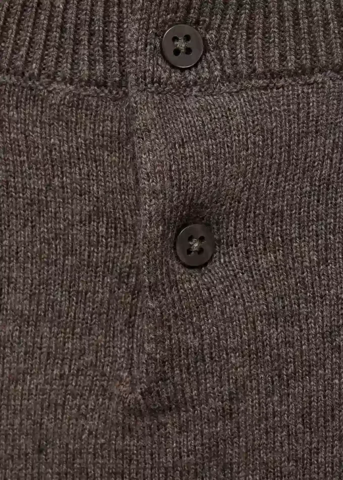 Maglione lavorato a volant Maglione lavorato a volant