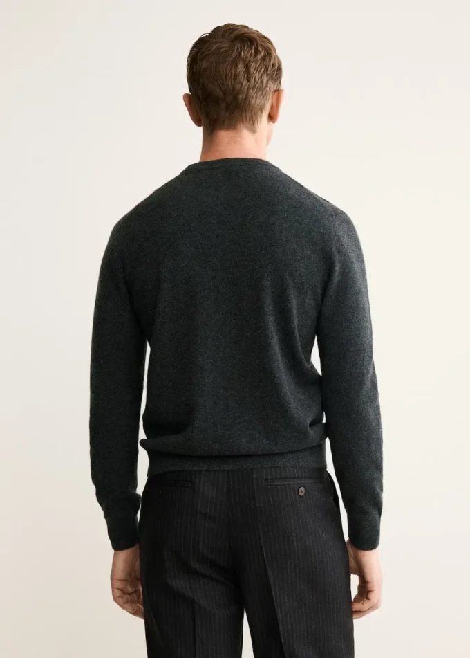 Maglione regular fit 100% cashmere Maglione regular fit 100% cashmere