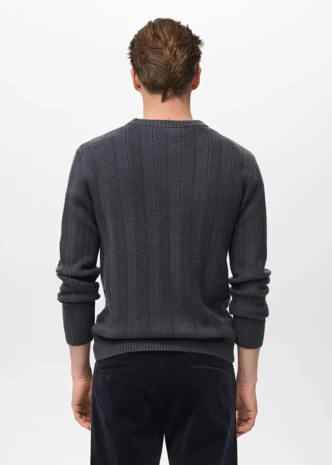 Maglione strutturato a spina di pesce Maglione strutturato a spina di pesce